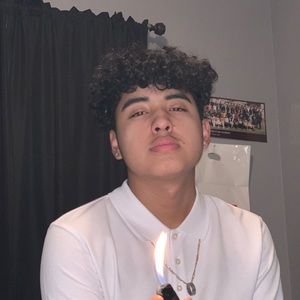 Meet your Posher, Alvaro